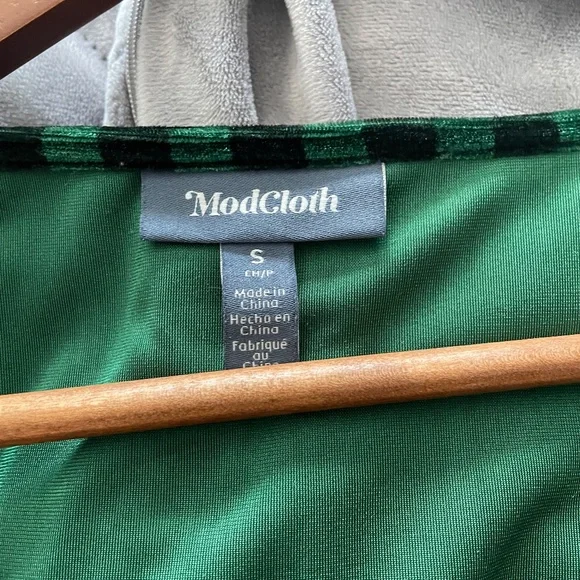 Conjuring Magic Shift Dress - Picture 8 of 9